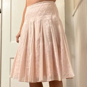 Banana Republic size 2 pleated floral A-line skirt